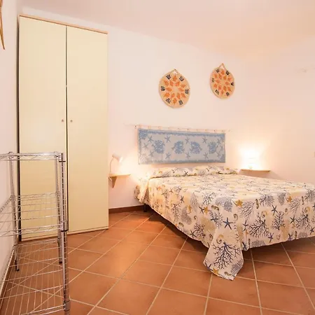Mirice Casa Vacanza * Vignola Mare
