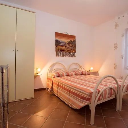 Mirice Casa Vacanza Vignola Mare